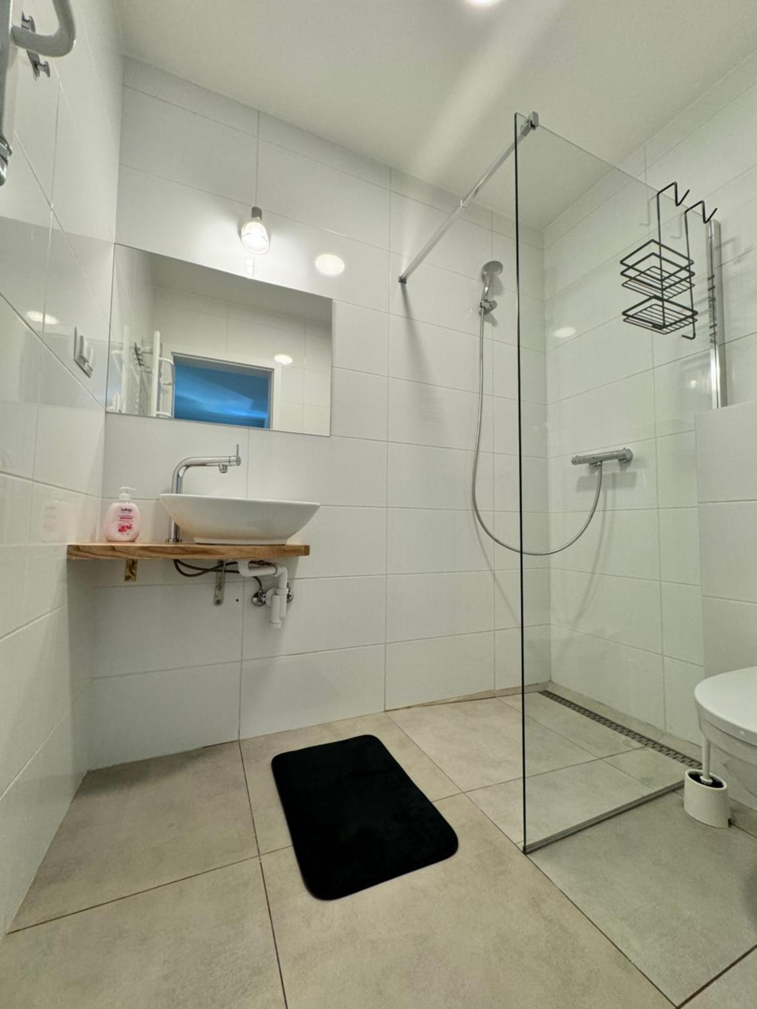 Apartment Przy Parku Zdrojowym - Darmowy Parking Swinoujscie